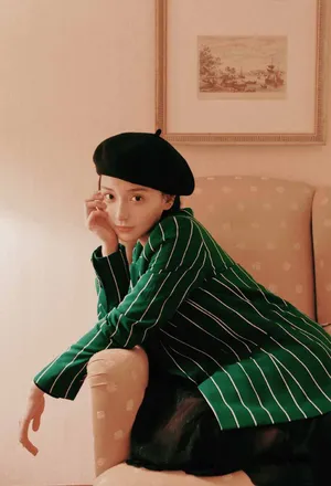 卜冠今绿色西装写真图片_5