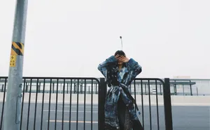 田沅林中随性洒脱写真图片_6