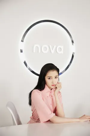 关晓彤粉裙清新甜美写真图片_7