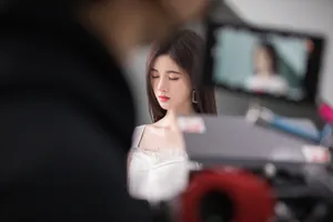 鞠婧祎吊带裙清秀写真图片_6