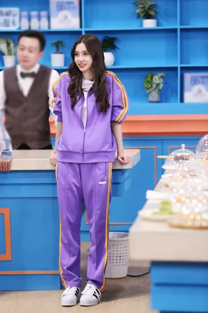 angelababy《巧手神探》甜美剧照图片_7