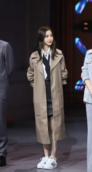 angelababy《巧手神探》甜美剧照图片_9