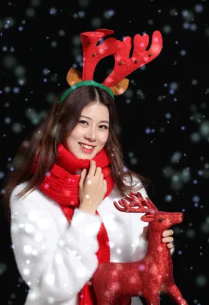 赵昭仪圣诞甜美写真图片_3
