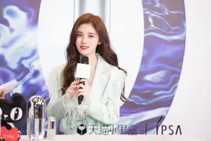 鞠婧祎仙气甜美品牌活动图片_5