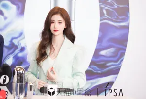 鞠婧祎仙气甜美品牌活动图片_6