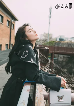傅菁简约酷美街拍写真图片