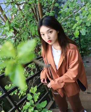 强东玥清爽灵动写真图片_2