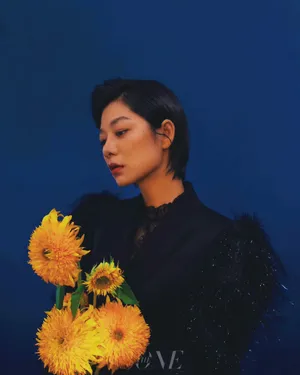 王真儿优雅复古写真图片_4
