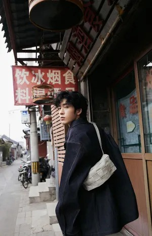 井柏然复古文艺写真图片_3