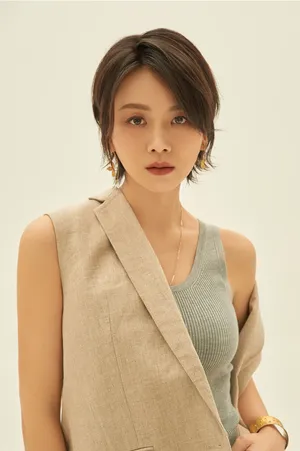 曹曦文成熟性感写真图片