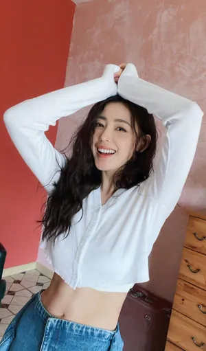 张天爱性感露脐装写真图片_6