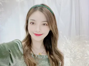 许杨玉琢自拍照图片_3