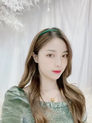 许杨玉琢自拍照图片_7