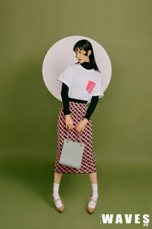 哈妮克孜性感靓丽写真图片_5