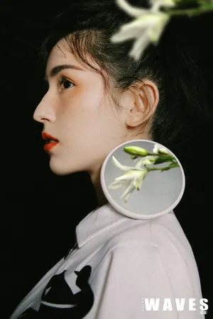 哈妮克孜性感靓丽写真图片_11