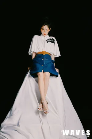 哈妮克孜性感靓丽写真图片_14