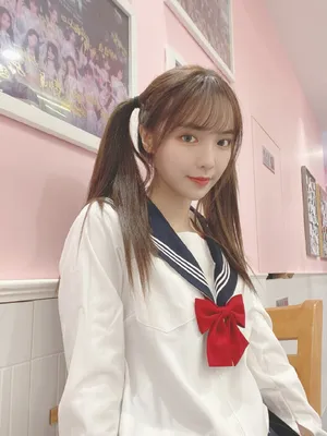 许杨玉琢海军制服性感迷人写真_2