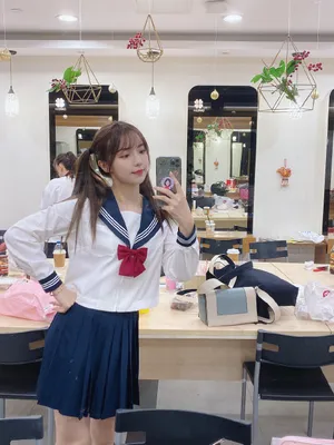 许杨玉琢海军制服性感迷人写真_10
