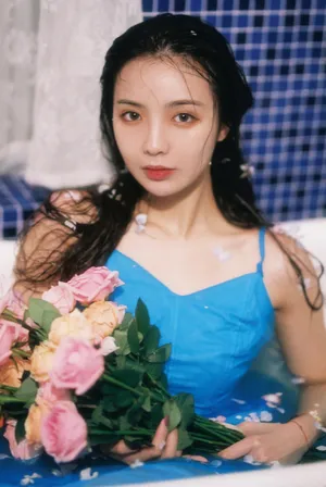 许杨玉琢复古胶片风性感写真_5