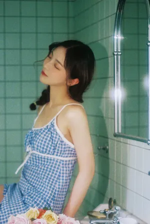 许杨玉琢复古胶片风性感写真_8