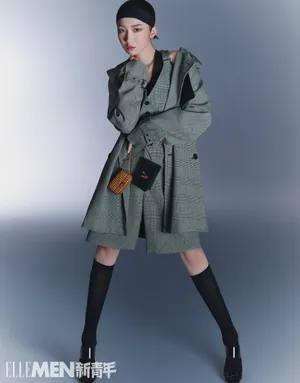 孟美岐黑长发时尚大片写真图片_5