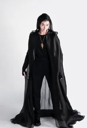 霍尊暗黑slay装写真图片