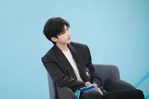 蔡徐坤青春有你2帅气造型图片_2