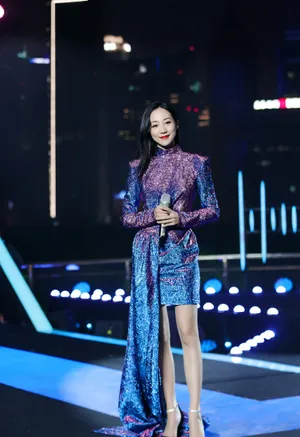 韩雪荧光裙性感优雅图片_3