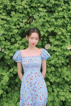 王玉雯蓝色长裙唯美写真图片_5