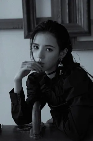 张予曦酷美性感写真图片_8