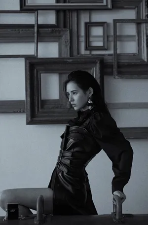 张予曦酷美性感写真图片_9