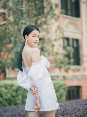 孙怡抹胸上衣性感写真图片_6