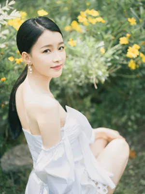 孙怡抹胸上衣性感写真图片_7