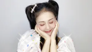 白鹿双马尾可爱俏皮写真图片_3