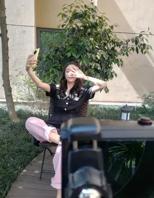 安泳畅性感私服自拍照图片_3