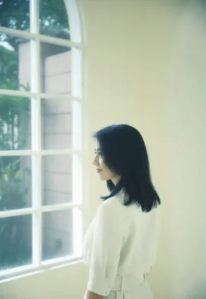 高圆圆白衬衫优雅大气图片_2