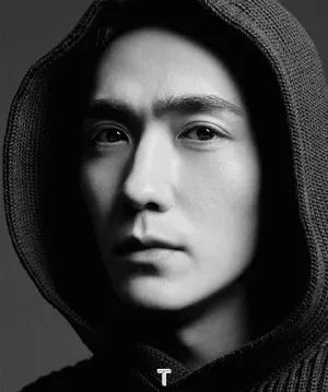 朱一龙干练短发魅力熟男写真图片_10