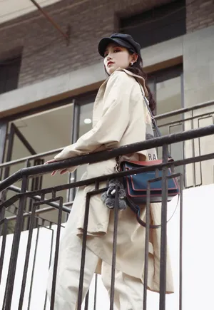 曾可妮街拍写真图片