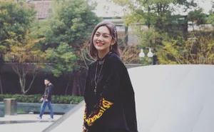 曾可妮黑丝网袜性感街拍图片