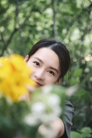 李沁母亲节甜美写真图片_2