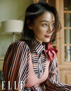 袁姗姗ELLE时尚性感写真图片_5