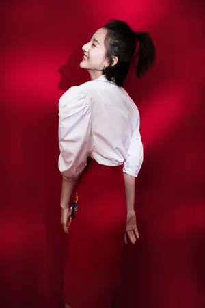 宋祖儿俏丽少女感写真图片