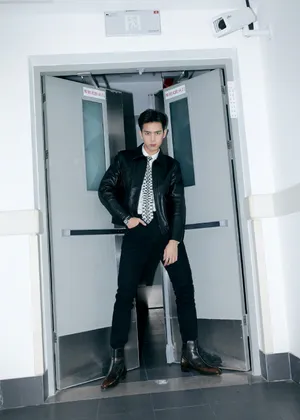 李现型男酷帅写真图片_5