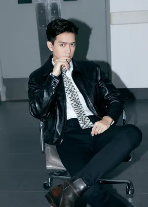 李现型男酷帅写真图片_6