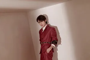 易烊千玺湖南卫视跨年晚会图片_5