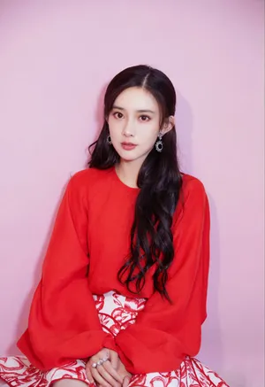 孟子义星星妆甜美写真图片