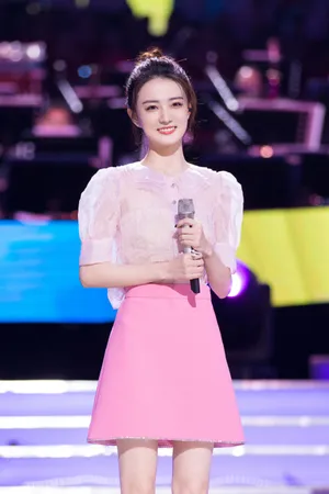 徐璐粉色甜心少女写真图片_4