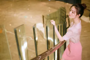 徐璐粉色甜心少女写真图片_8