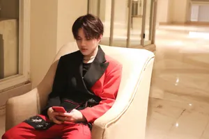 钱正昊湖南卫视跨年晚会图片