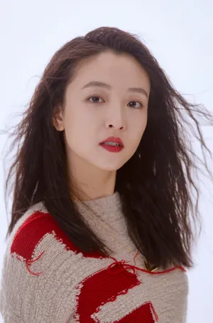 吴倩最新时尚养眼写真图片_5